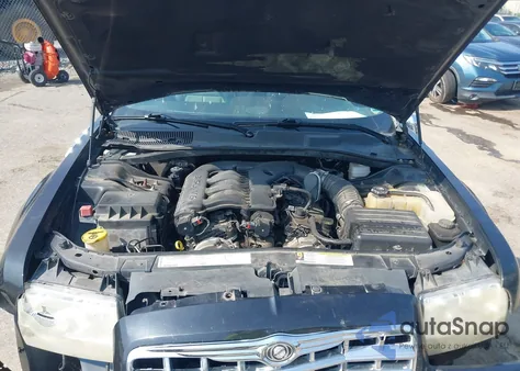 2007 Chrysler 300 Touring z USA, uszkodzony, nr VIN 2C3KA53G07H835960